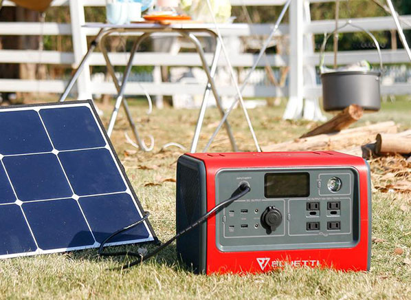 700w portable solar power station eb70 02